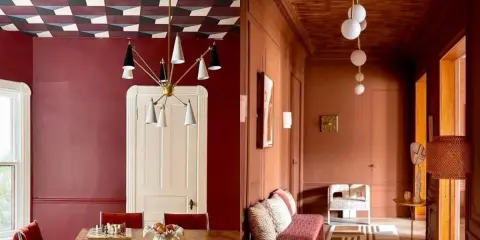 Ozdoba sufitu w jadalni z geometrycznym wzorem i nowoczesny żyrandol. Korytarz z drewnianym sufitem i minimalistycznymi lampami.
